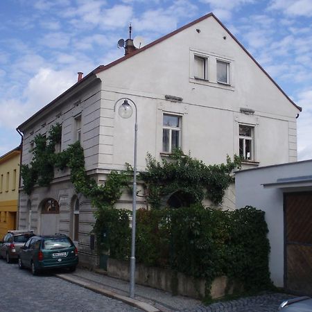 Apartman Skalka Mnichovo Hradiste Exterior photo